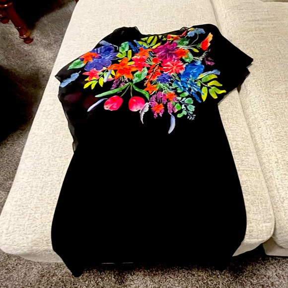 Lovely Brand New Cartise Dress with poncho layer - Picture 1 of 6